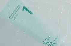 Успокаивающий солнцезащитный флюид Numbuzin No.1 Clear Filter Sun Essence SPF50+ PA++++