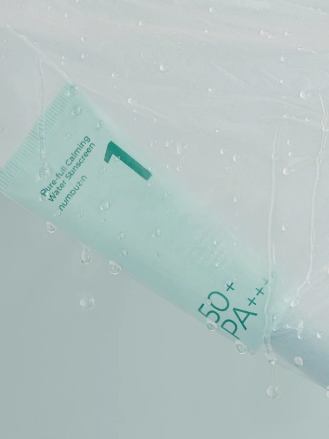 Успокаивающий солнцезащитный флюид Numbuzin No.1 Clear Filter Sun Essence SPF50+ PA++++