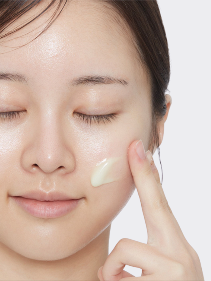 Усиленная обновляющая сыворотка-бустер со спикулами и ретинолом VT Reti-A Reedle Shot 300