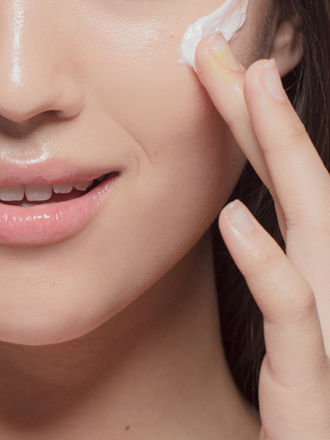 Обновляющий крем для лица с бакучиолом и спикулами Derma Factory Bakuchiol Spicule Cream