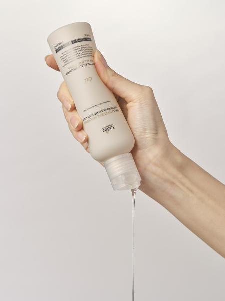 Бессульфатный шампунь для волос La’dor Triplex Natural Shampoo Бессульфатный шампунь для волос La’dor Triplex Natural Shampoo