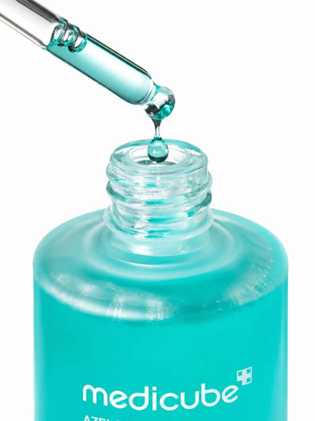 Успокаивающая сыворотка с азелаиновой кислотой Medicube Azelaic Acid 16 BB Soothing Serum
