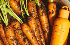 Осветляющий тонер с экстрактом моркови Papa Recipe Carrot Solution Skin