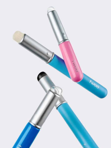 Длинная силиконовая пальчиковая кисть для макияжа fwee Fingerlike Silicone Lip Brush