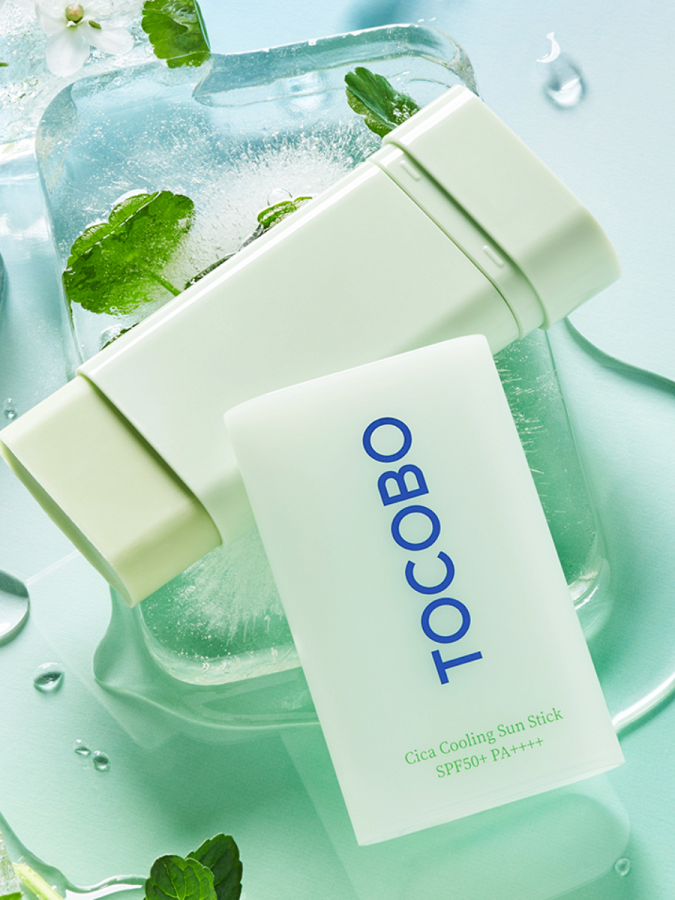 Солнцезащитный стик с экстрактом центеллы TOCOBO Cica Cooling Sun Stick SPF50+ PA++++
