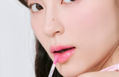 Сочный глянцевый пигмент для губ с оттенком ягодного смузи rom&nd Juicy Lasting Tint 32 Bare Berry Smoothie