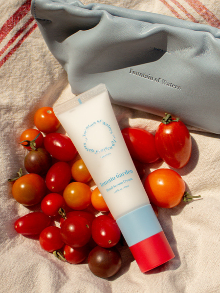 Парфюмированный крем-сыворотка для рук с антиоксидантами Fountain of Waters Tomato Garden Hand Serum Cream Парфюмированный крем-сыворотка для рук с антиоксидантами Fountain of Waters Tomato Garden Hand Serum Cream