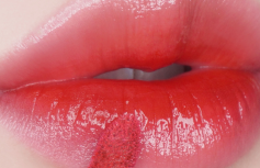 Глянцевый тинт для губ HOLIKA HOLIKA Heart Crush Glow Tint Air 01 Winsome