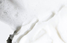 Деликатная балансирующая пенка для умывания с экстрактом центеллы азиатской Celimax Derma Nature Relief Madecica pH Balancing Foam Cleansing