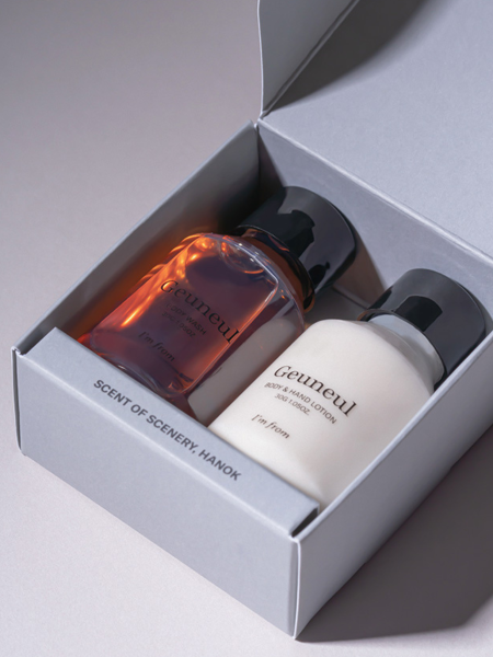 Набор миниатюр гель для душа и лосьон для тела с ароматом юдзу I'm From Body Discovery Kit Geuneul Набор миниатюр гель для душа и лосьон для тела с ароматом юдзу I'm From Body Discovery Kit Geuneul