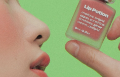 Легкий увлажняющий блеск-тинт для губ ALTERNATIVE STEREO Lip Potion Aqua Glow No.3 Sugar Rose