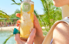 Освежающий спрей для лица и тела с ароматом "Кокосовая вода с ананасом" EAT MY Fresh Mist Pineapple Coconut Water
