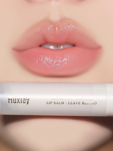 Увлажняющий бальзам для губ с маслом опунции Huxley Lip Balm Leave Behind 1 Moroccan Linen Увлажняющий бальзам для губ с маслом опунции Huxley Lip Balm Leave Behind 1 Moroccan Linen