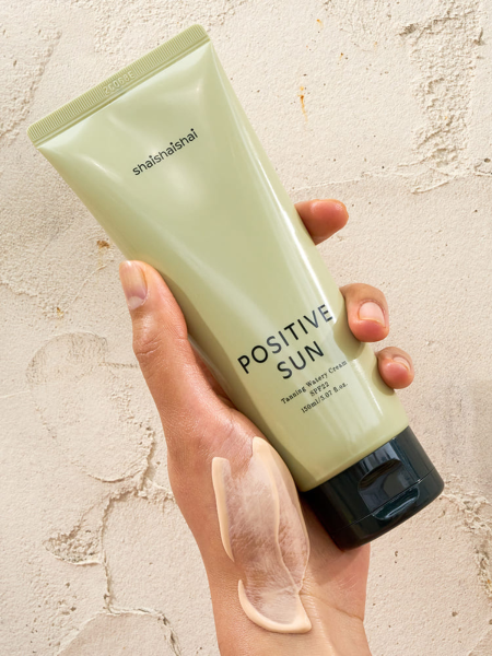 Антиоксидантный солнцезащитный лосьон для лица и тела ShaiShaiShai Positive Sun Tanning Watery Cream SPF22 Антиоксидантный солнцезащитный лосьон для лица и тела ShaiShaiShai Positive Sun Tanning Watery Cream SPF22