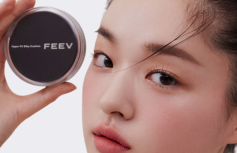 Тональный кушон с полуматовым финишем FEEV Hyper-fit Silky Cushion 01 Peach Fit