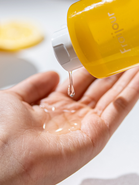 Тонер для сияния кожи на основе прополиса Fraijour Yuzu Honey Essential Toner