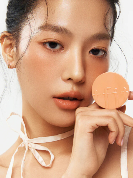 Румяна-кушон в абрикосовом оттенке TFIT Fluffy Velvet Cushion Blush N01 Cozy Nude