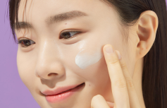 Солнцезащитный крем с экстрактом баклажана Papa Recipe Eggplant Clearing Sun Cream SPF50+ PA++++