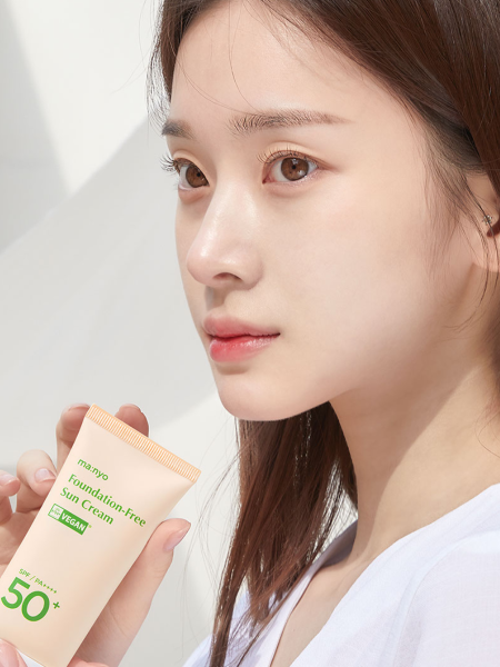 Солнцезащитный крем с тональным эффектом Ma:nyo Factory Foundation-Free Sun Cream SPF50+ PA++++ Солнцезащитный крем с тональным эффектом Ma:nyo Factory Foundation-Free Sun Cream SPF50+ PA++++