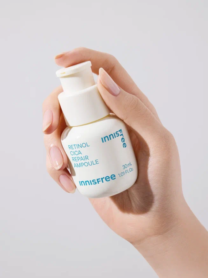 Успокаивающая сыворотка для лица с ретинолом и экстрактом центеллы innisfree Retinol Cica Repair Ampoule