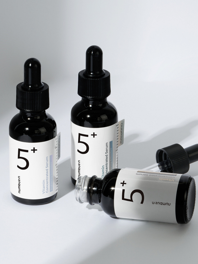 Осветляющая ампульная сыворотка для лица Numbuzin No.5 Vitamin Concentrated Serum