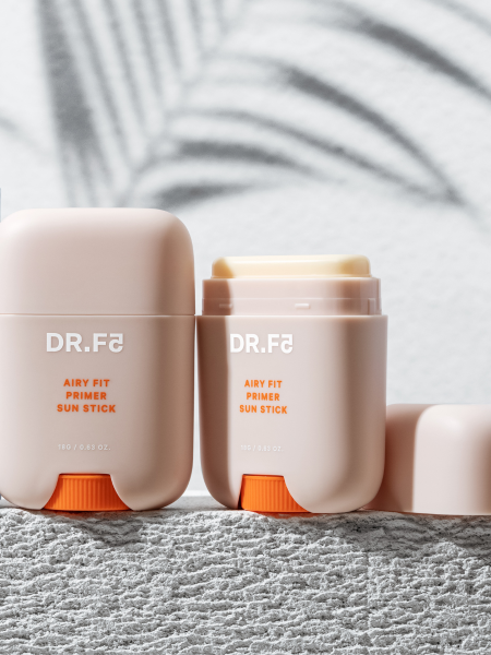Солнцезащитный праймер-стик DR.F5 Airy Fit Primer Sun Stick SPF 50+PA++++ Солнцезащитный праймер-стик DR.F5 Airy Fit Primer Sun Stick SPF 50+PA++++