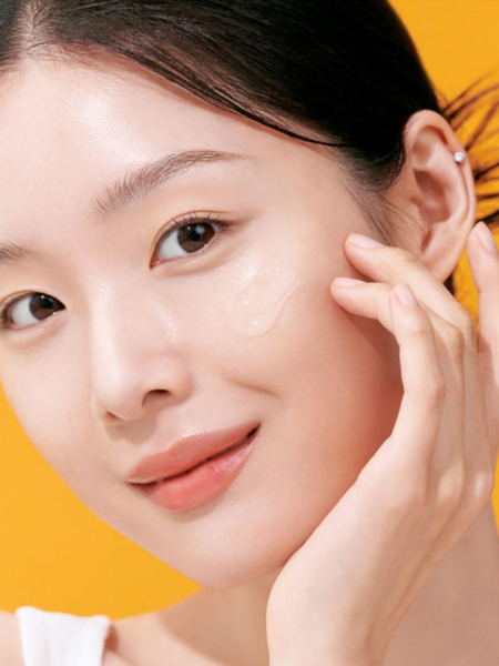 Осветляющая сыворотка для лица с фруктовыми экстрактами Celimax Pore + Dark Spot Brightening Serum Осветляющая сыворотка для лица с фруктовыми экстрактами Celimax Pore + Dark Spot Brightening Serum