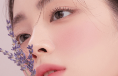 Палетка спрессованных румян в холодных оттенках Dasique Blending Mood Cheek #02 Cool Blending