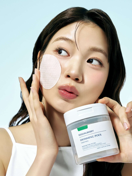 Увлажняющие тонер-диски с экстрактом центеллы EQQUALBERRY Swimming Pool Toner Pads