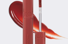 Лёгкий глянцевый тинт в оттенке чили rom&nd DEWY·FUL Water Tint 04 Chili Up