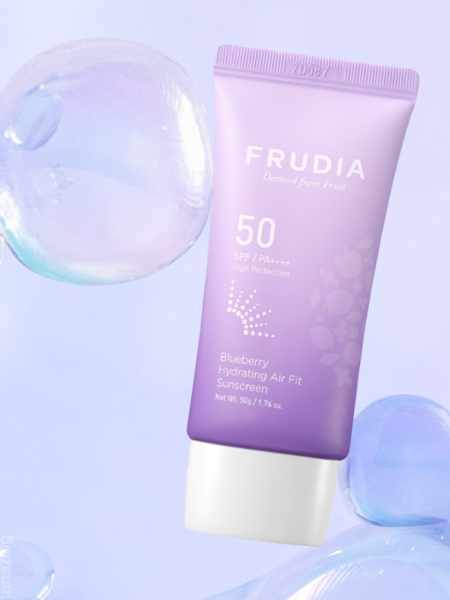 Лёгкий солнцезащитный крем с экстрактом черники FRUDIA Blueberry Hydrating Air Fit Sunscreen SPF50+ PA++++ Лёгкий солнцезащитный крем с экстрактом черники FRUDIA Blueberry Hydrating Air Fit Sunscreen SPF50+ PA++++
