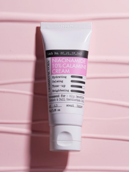 Себорегулирующий крем для лица с ниацинамидом и каламином Derma Factory Niacinamide 10% Calamine Cream Себорегулирующий крем для лица с ниацинамидом и каламином Derma Factory Niacinamide 10% Calamine Cream
