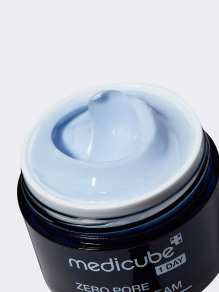 Себорегулирующий крем для сужения пор с салициловой кислотой и пантенолом Medicube Zero Pore One Day Cream Себорегулирующий крем для сужения пор с салициловой кислотой и пантенолом Medicube Zero Pore One Day Cream