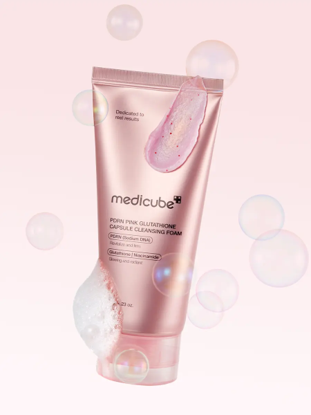 Капсульная пенка для умывания с ПДРН и глутатионом Medicube PDRN Pink Glutathione Capsule Cleansing Foam