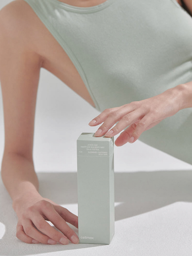 Успокаивающий спрей для тела с экстрактом хауттюйнии Celimax Ji Woo Gae Heartleaf BHA Body Mist