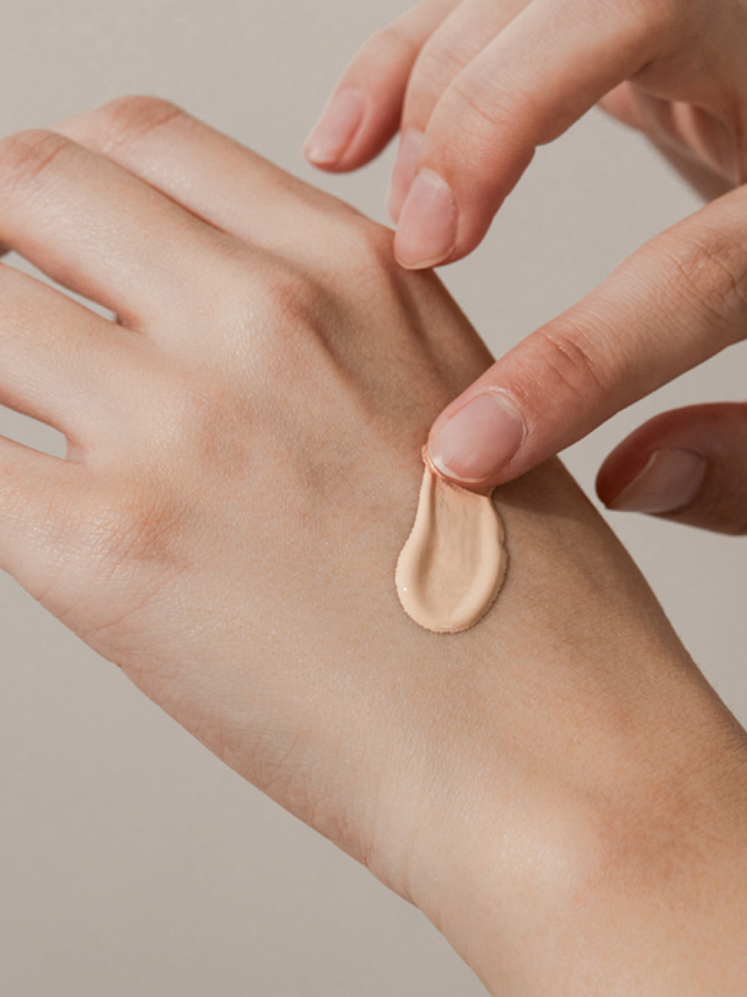 Успокаивающий тональный крем с растительными экстрактами Papa Recipe Blemish Balm SPF26 PA++