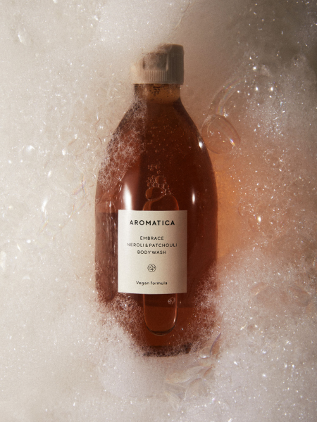 Гель для душа с экстрактом нероли и пачули Aromatica Embrace Body Wash Neroli & Patchouli Гель для душа с экстрактом нероли и пачули Aromatica Embrace Body Wash Neroli & Patchouli