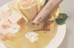 Твёрдый парфюм с цветочным ароматом Huxley Solid Perfume Rose Picker