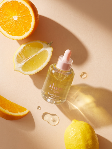 Осветляющая сыворотка для лица с витамином С slowpure Brightening Tone Serum