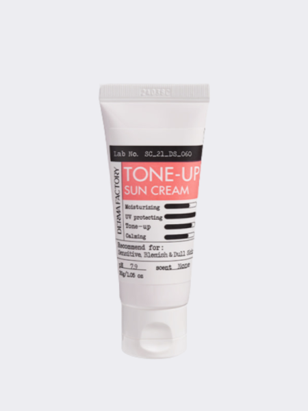 Солнцезащитный крем с каламином Derma Factory Inorganic Tone-Up Sun Cream SPF50+ PA++++ Солнцезащитный крем с каламином Derma Factory Inorganic Tone-Up Sun Cream SPF50+ PA++++