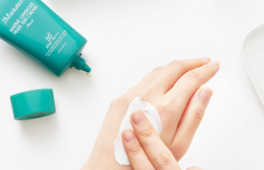 Увлажняющий солнцезащитный крем JMsolution Marine Luminous Pearl Sun Cream SPF50+ PA++++