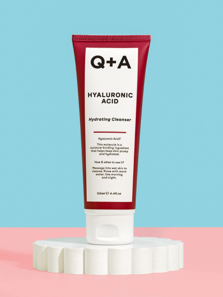 Деликатный гель для умывания с гиалуроновой кислотой Q+A Hyaluronic Acid Hydrating Cleanser Деликатный гель для умывания с гиалуроновой кислотой Q+A Hyaluronic Acid Hydrating Cleanser