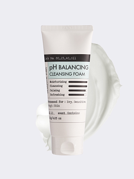 Балансирующая пенка для умывания с пантенолом Derma Factory PH Balancing Cleansing Foam
