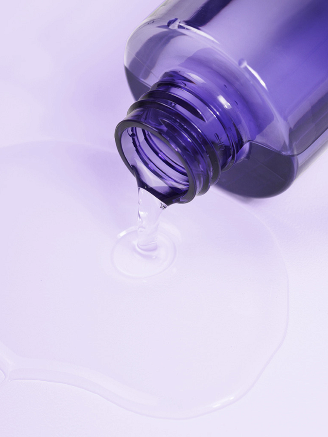 Противовоспалительный тонер с экстрактом красного лука IsNtree Onion Newpair Essence Toner