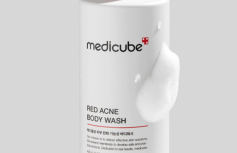 Противовоспалительный гель для душа с комплексом кислот Medicube Red Acne Body Wash 2.0