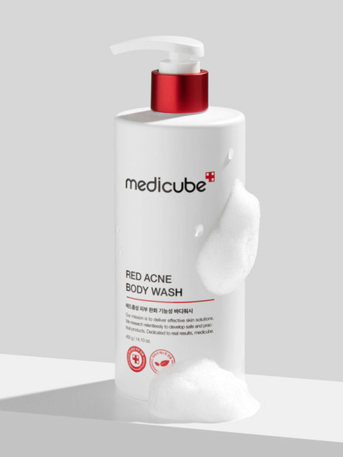 Противовоспалительный гель для душа с комплексом кислот Medicube Red Acne Body Wash 2.0