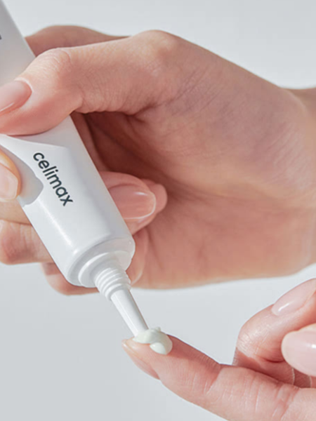 Восстанавливающий крем для век с экстрактом нони Celimax The Real Noni Ultimate Eye Cream Восстанавливающий крем для век с экстрактом нони Celimax The Real Noni Ultimate Eye Cream