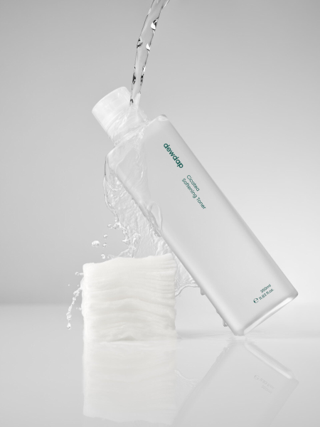 Успокаивающий тонер с экстрактом центеллы и кислотами dewdap Cicatea Softening Toner