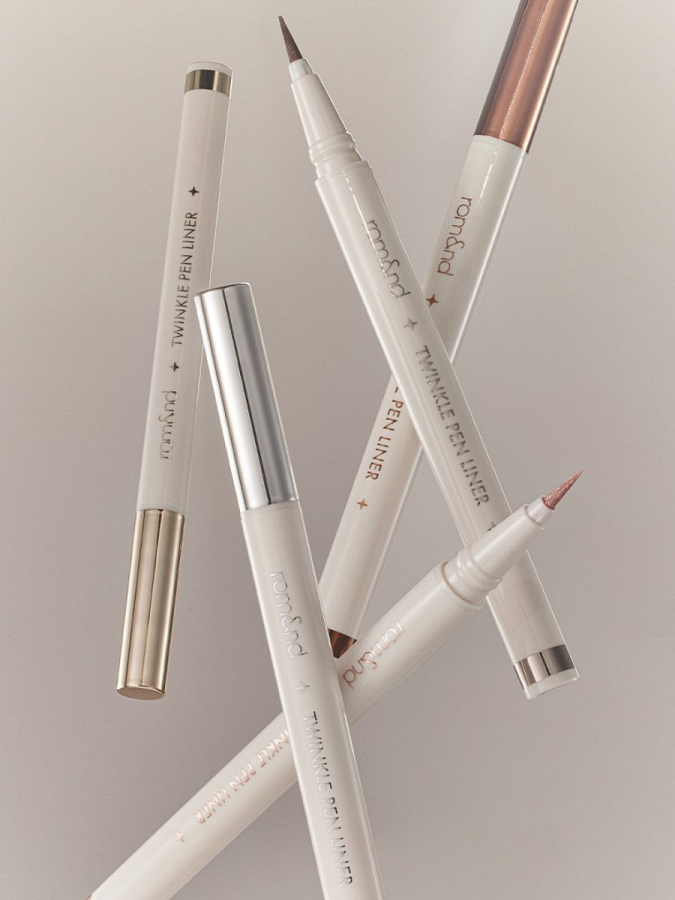 Сияющая подводка для век в золотом оттенке rom&nd Twinkle Pen Liner 02 Golden Wave