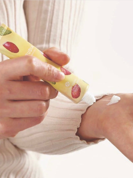 Крем для рук с кактусом FRUDIA Squeeze Therapy Cactus Hand Cream